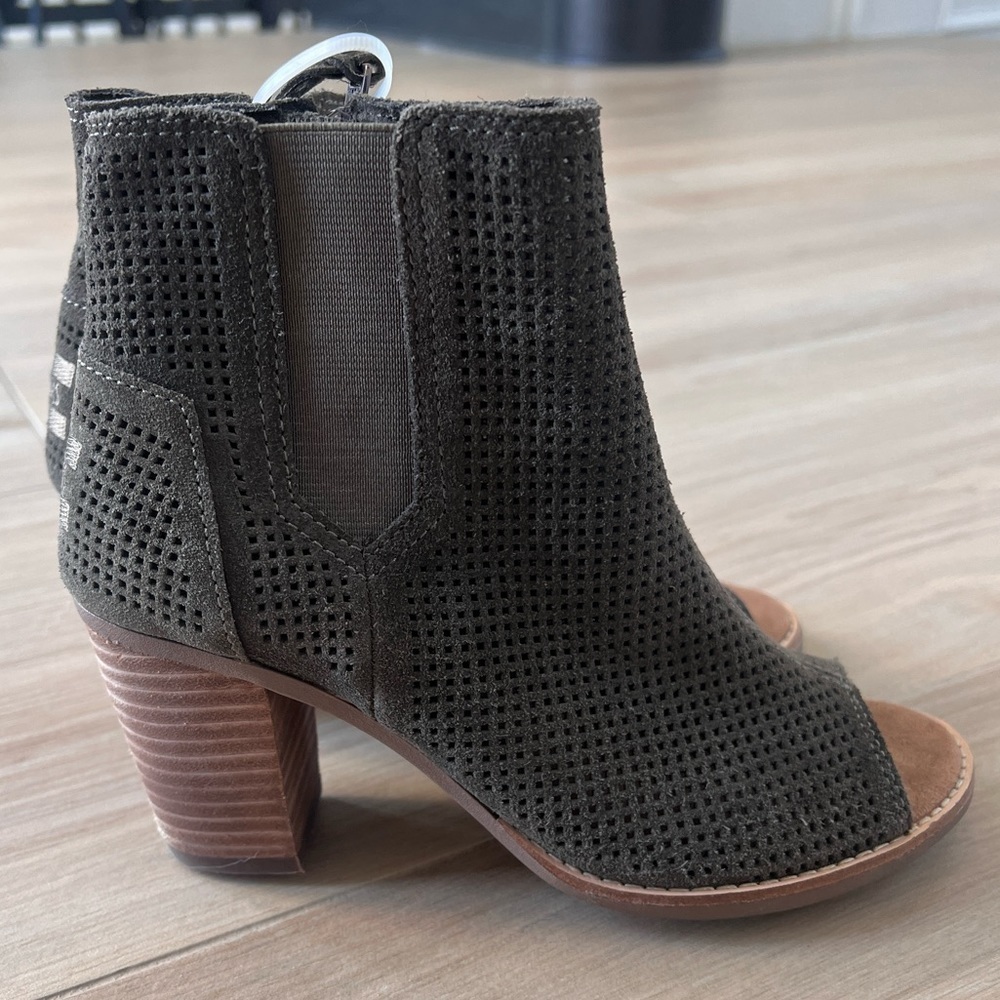 Toms Olive Suede Booties